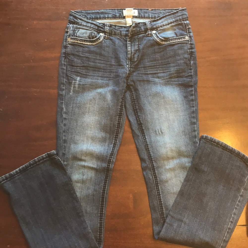 Mudd Size 7 bootcut Jeans